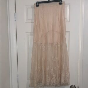 Elegant Cream Lace Skirt